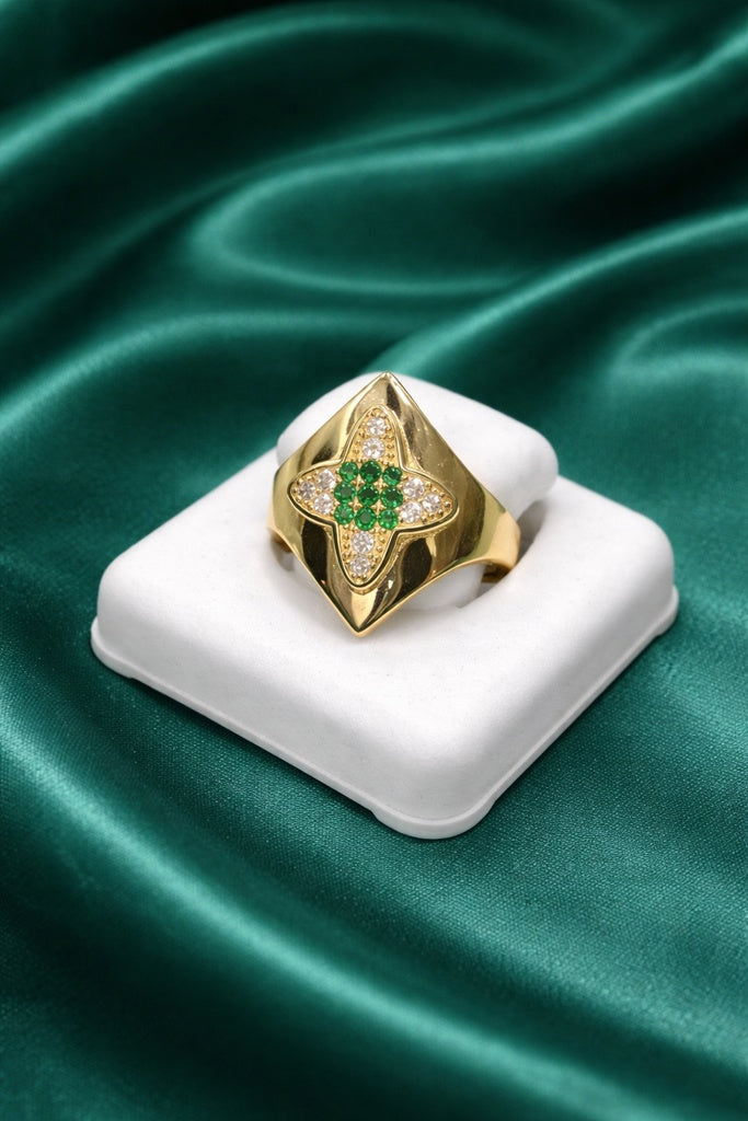 10KT GREEN CZ FLOWER CENTER DETAIL MODERN Size 7 Weigth 2.5GR