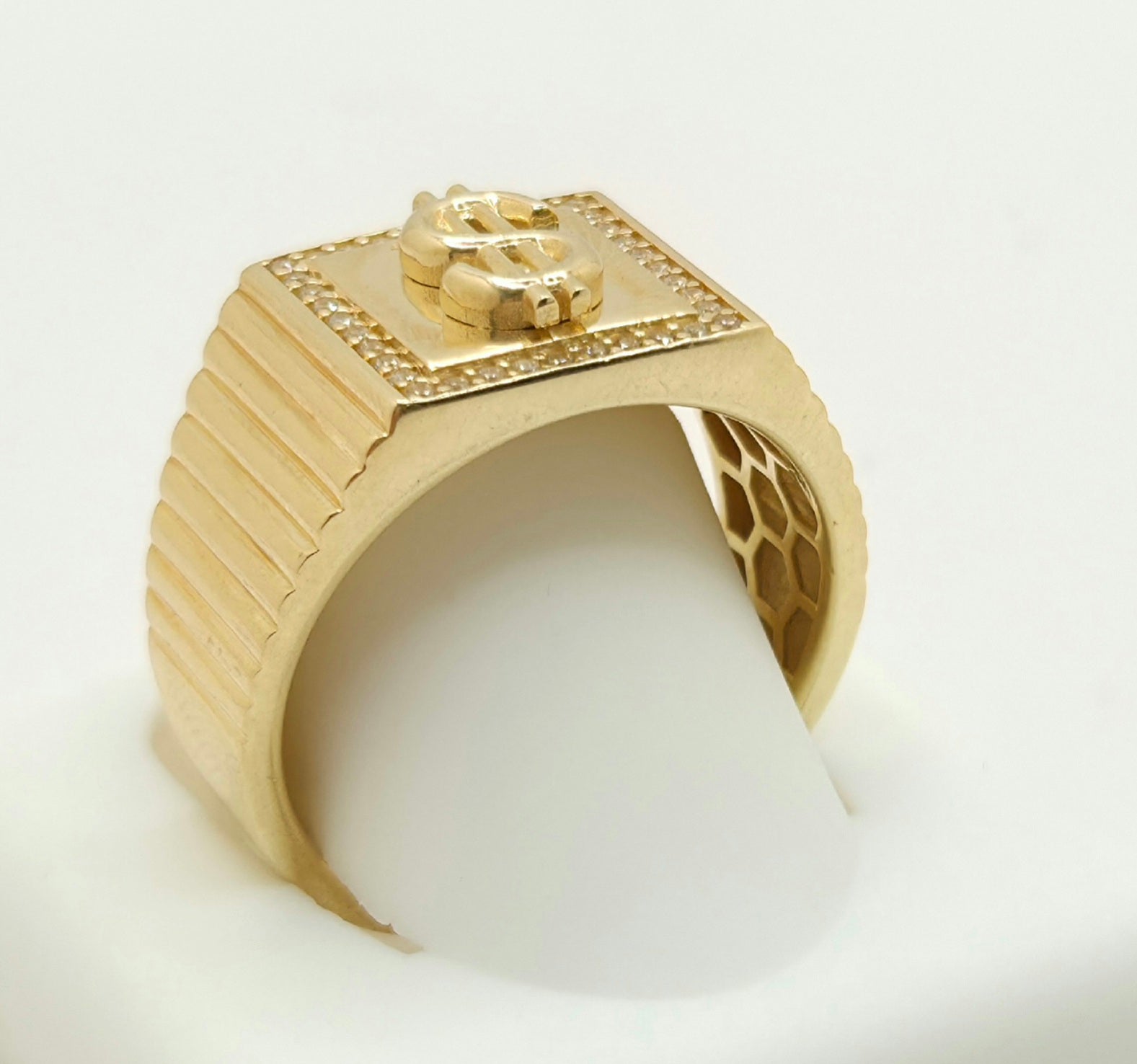 14KT MONEY SYMBOL SQUARE RING  Size 11 Weight 6.1GR