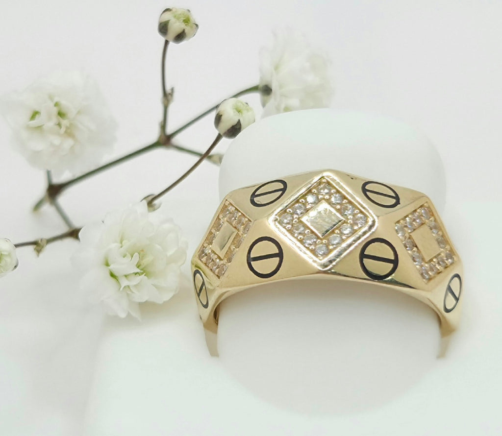14KT CZ RHOMBUS DIAGONAL RING Size 7 & 8 Weight 3.9GR