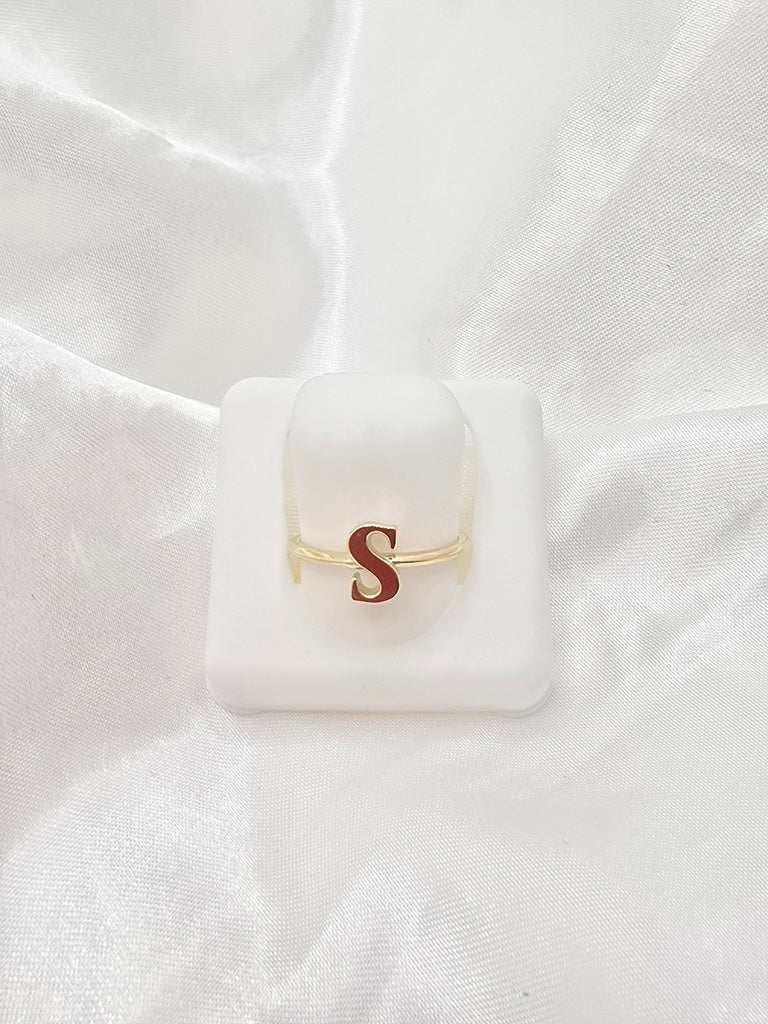 14KT "S" LETTER RING Size 6 Weight 1.4GR