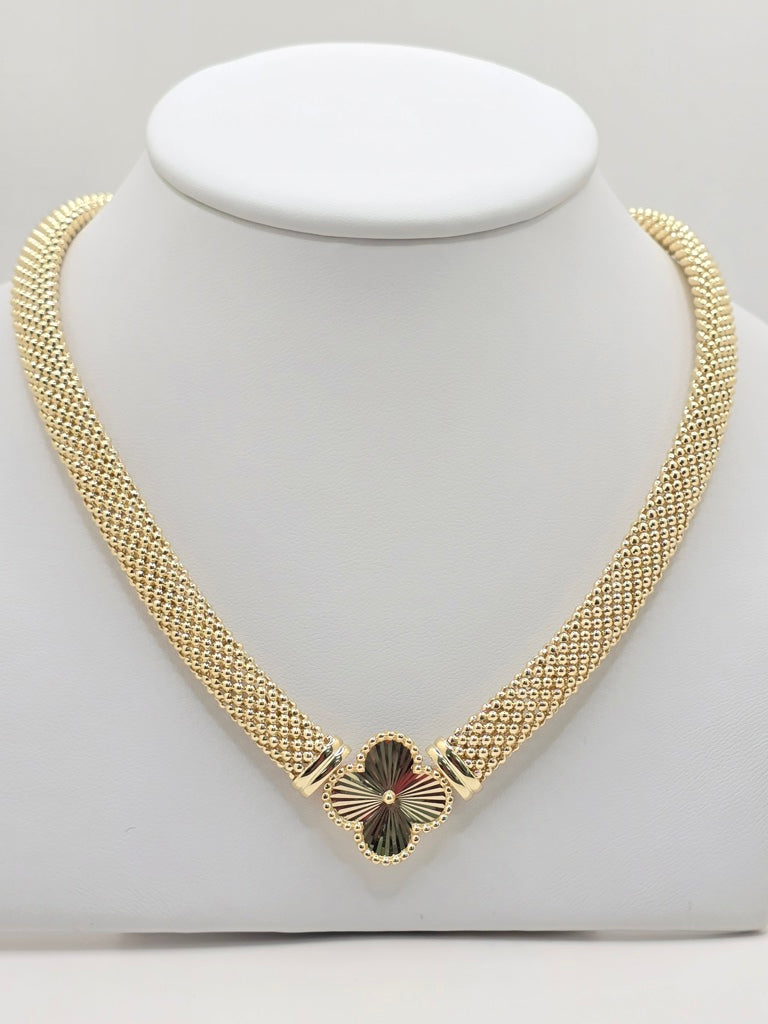 10KT FLOWER NECKLACE Size 9MM 18INCH Weigth 32.6GR