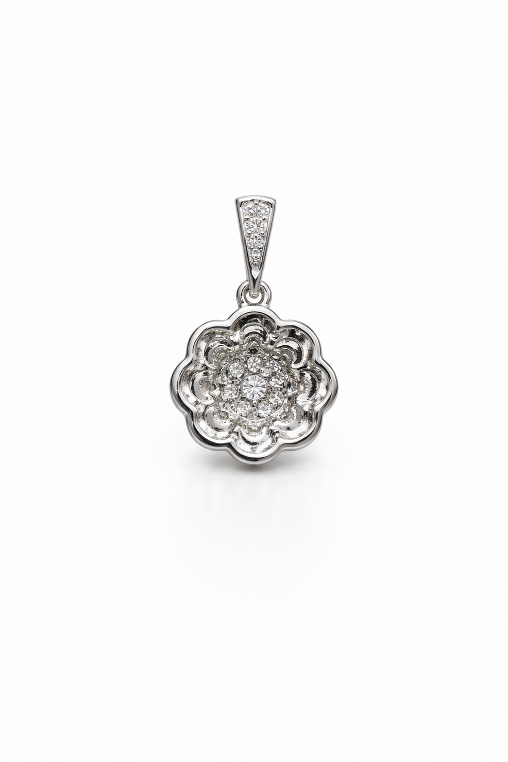 10KT DIAMOND SMALL FLOWER PENDANT Weigth 0.9GR
