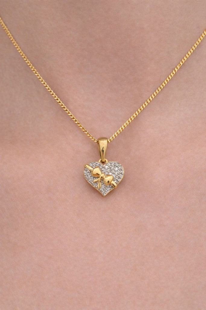 10KT SMALL DIAMOND HEART PENDANT SMALL Weigth 1.3GR