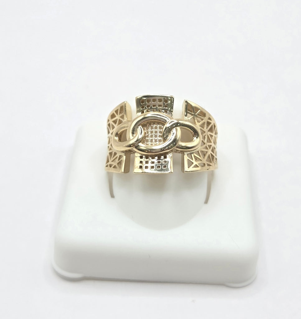 10KT FANCY SILHOUETTES BACK DESIGN CHAIN DETAIL CENTER RING Size 8-9 Weigth 3.2GR