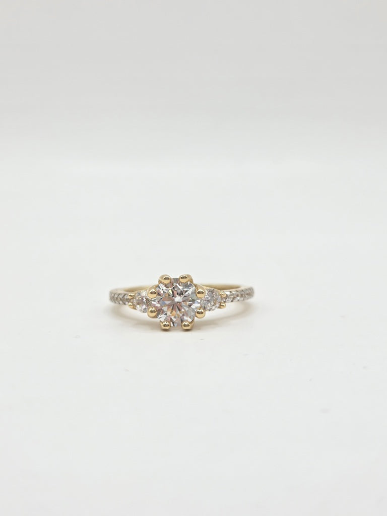 10KT FINE CZ PROMISE RING Size 7 Weight 2.56GR
