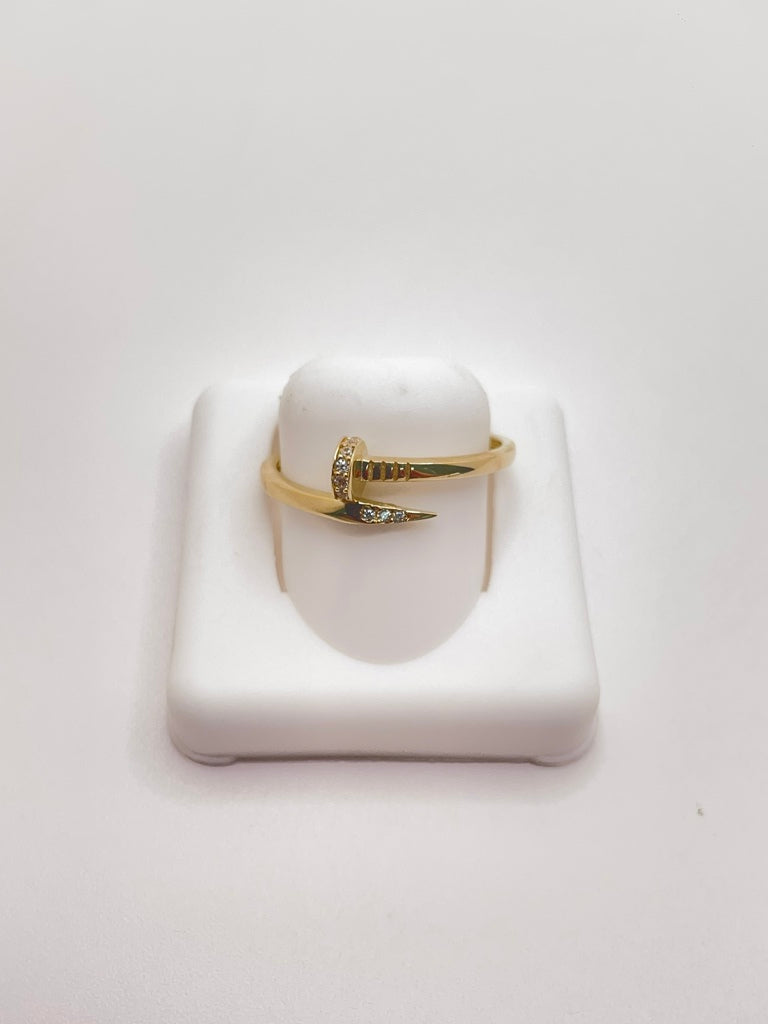 10KT DELICATE NAIL RING Size 7.5 Weight 1.2GR
