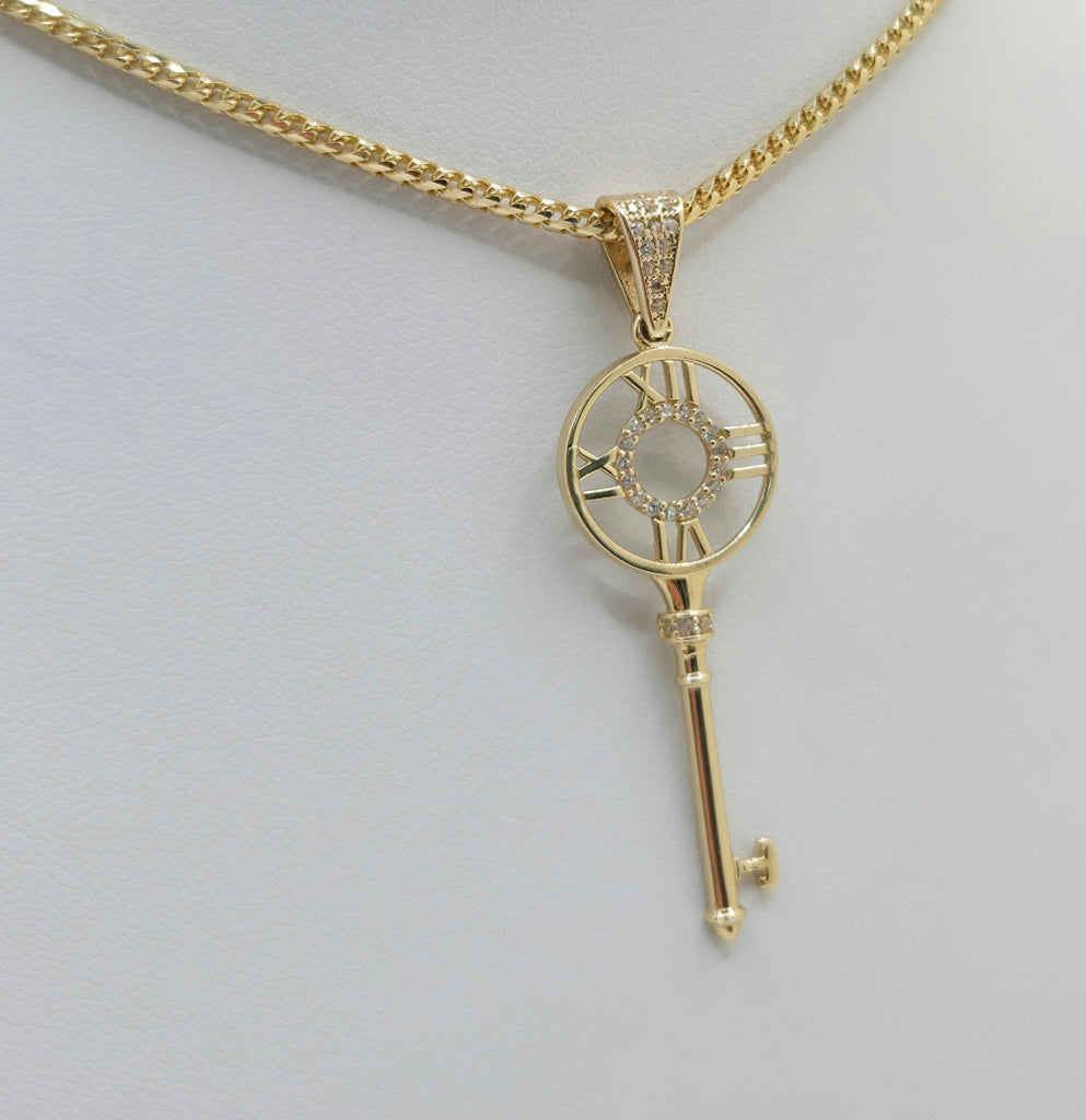 14KT ATLAS KEY PENDANT Weight 2.4GR
