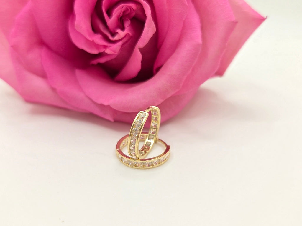 14KT CZ DETAIL HOOPS EARRINGS Size 2 Weight 2.2GR