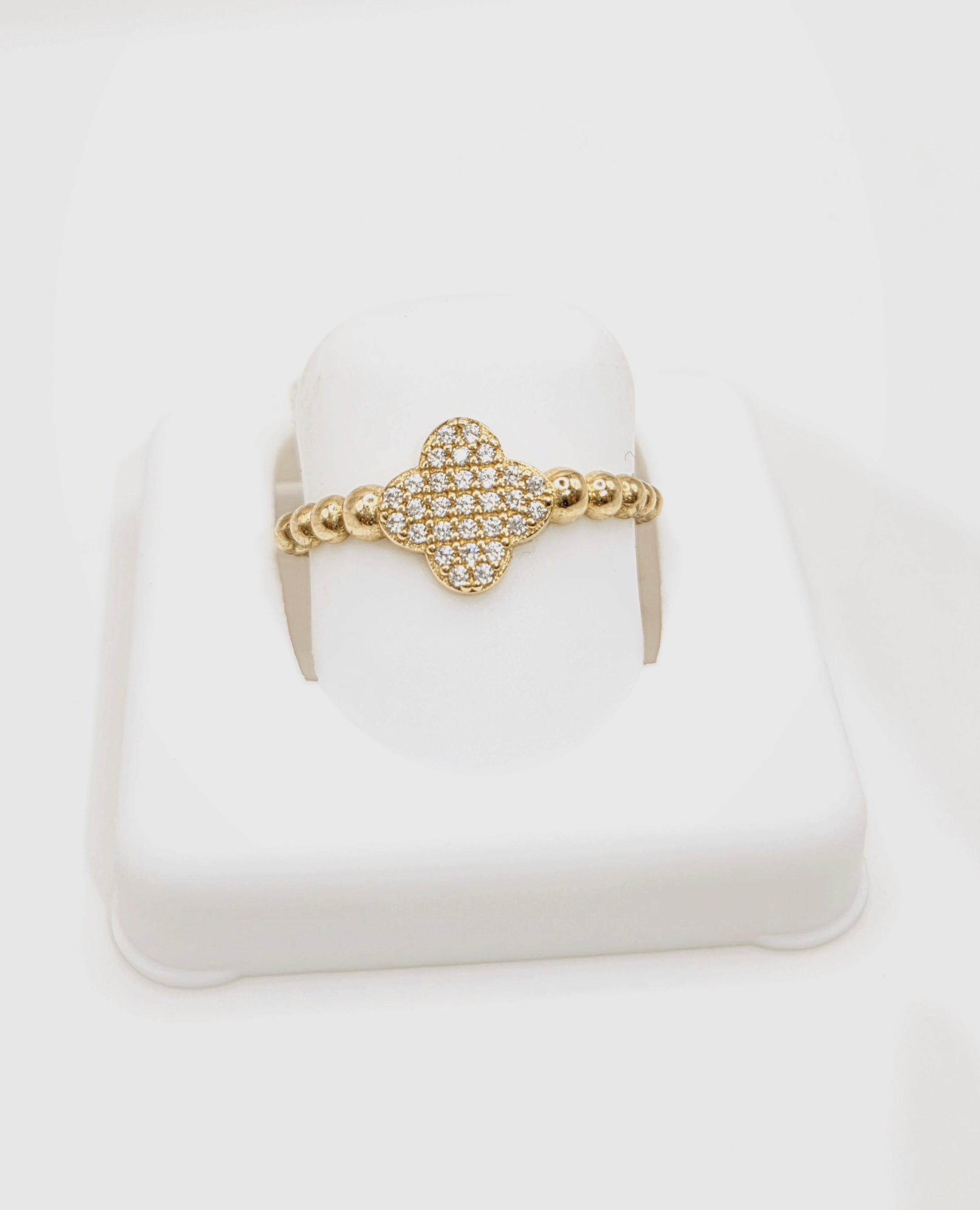 10KT FLOWER RING Size 8 Weigth 1GR