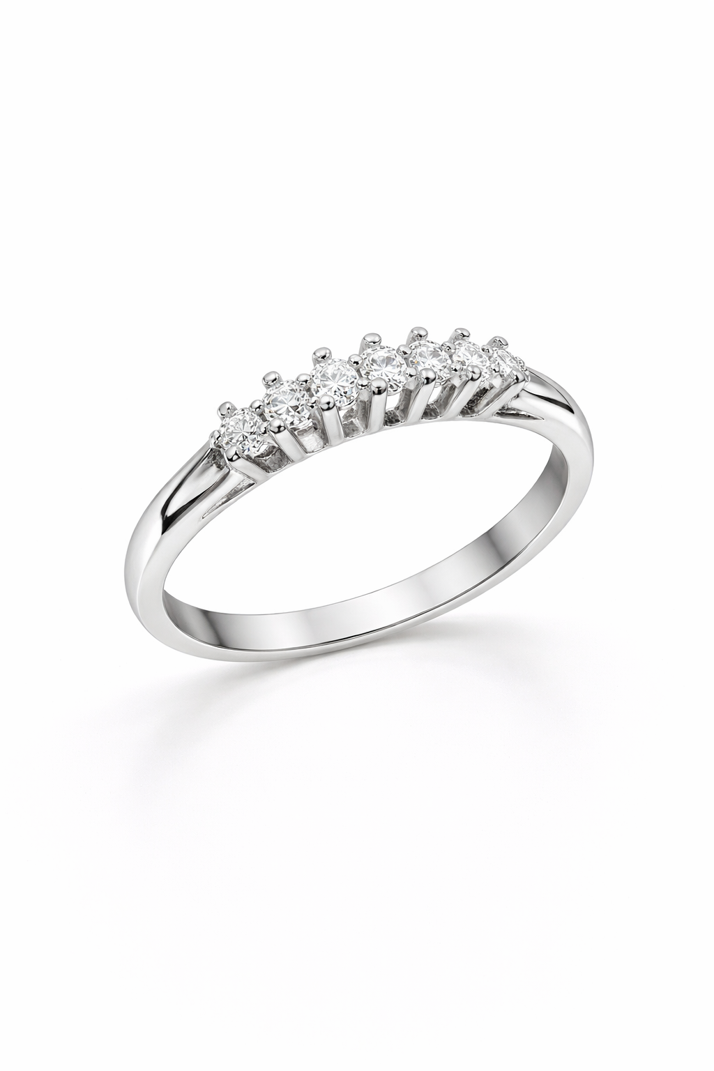 14KT WHITE GOLD DIAMOND WOMAN'S RING Size 6 Weight 1.6GR