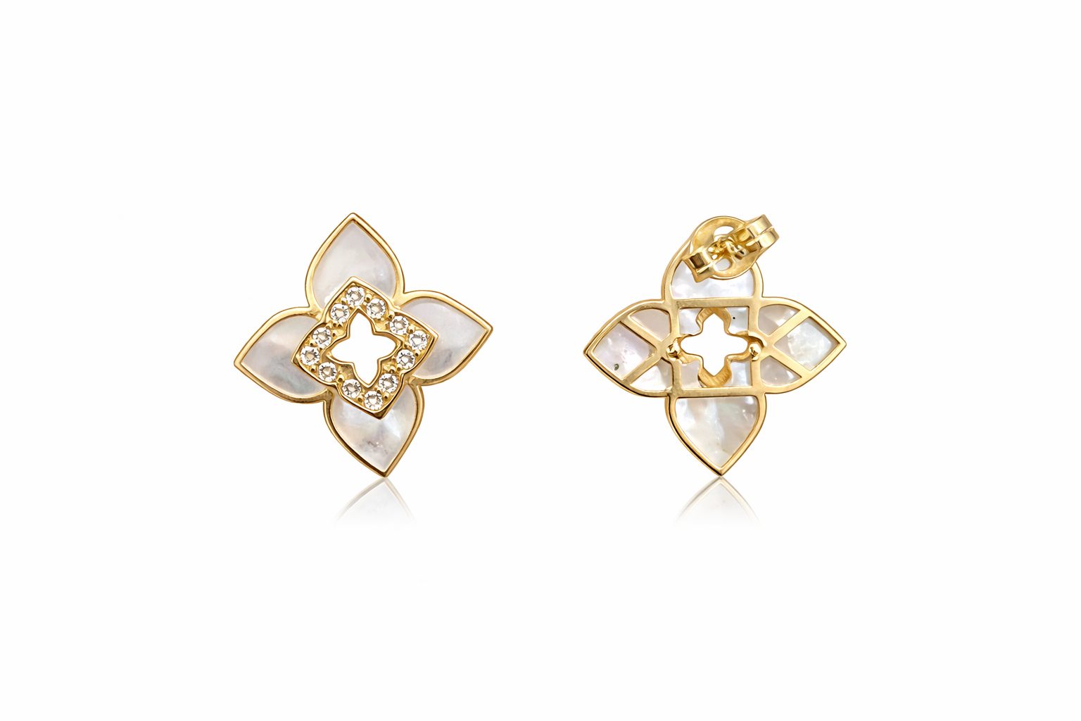 10KT  WHITE FLOWER EARRINGS  Weigth 3.2GR
