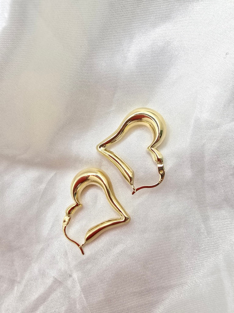 14KT SMALL HEART HOOPS EARRINGS Weight 3.4GR