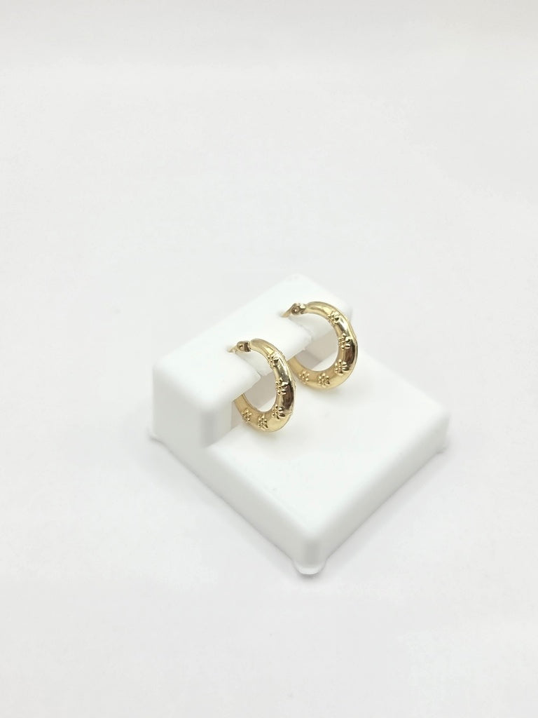 10KT SMALL FLOWERS DETAIL BABY'S HOOP EARRINGS Size  Weigth 0.6GR