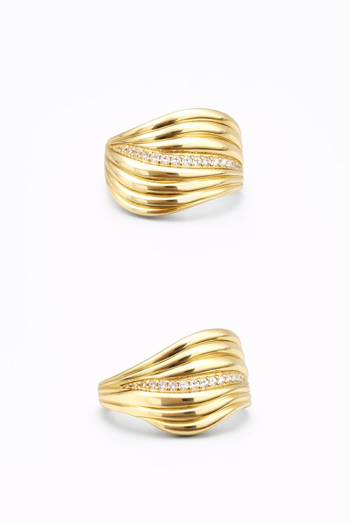 10KT MODERN RING Size 8 Weigth 2.7GR