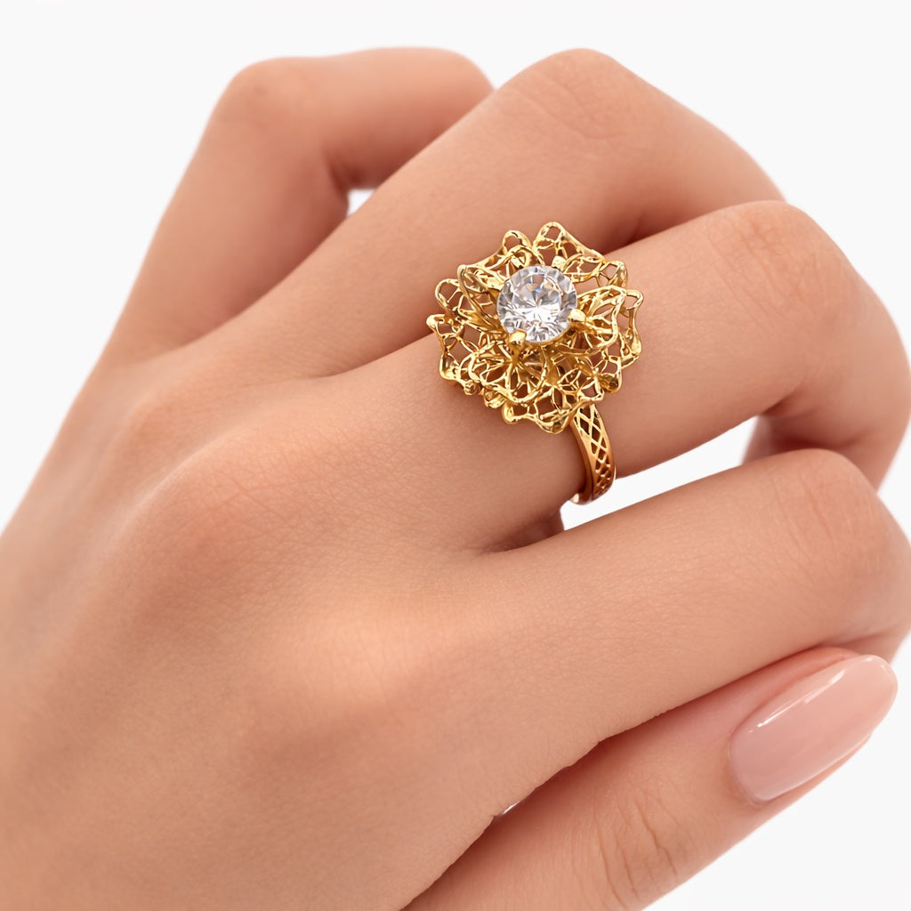 14KT MODERN STYLE BIG FLOWER NET DESIGN RING Size 8 Weight 3.3GR