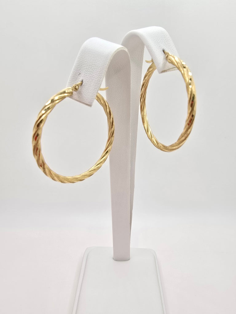 10KT ELEGANT DESING TWISTED HOOPS EARRINGS Size 4 3MM Weight 3.4GR