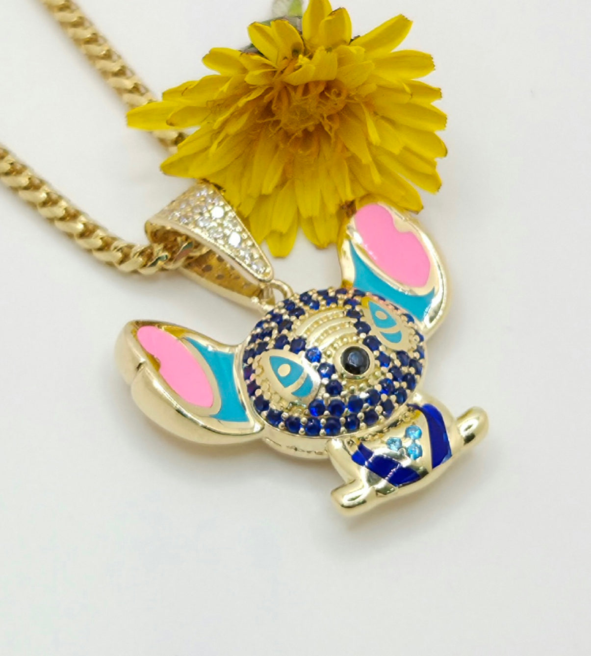 10KT CZ BLUE STITCH PENDANT Weight 4GR