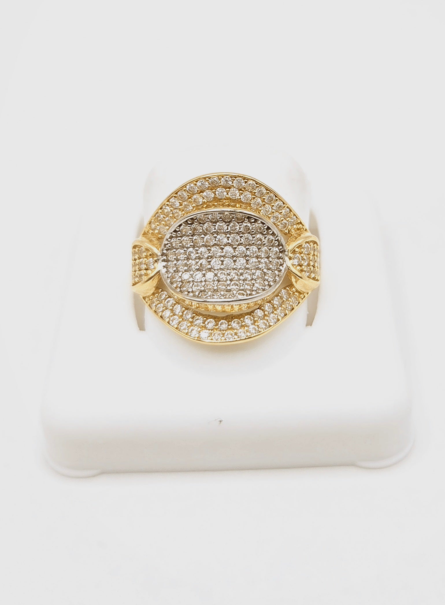 14KT MODERN CZ RING Size 8 Weight 3.4GR