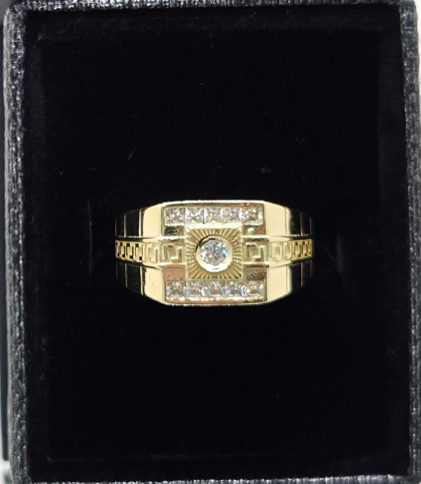 10KT ELEGANT SQUARE CZ DETAIL MEN'S RING  Size 10.5 Weight 5.1GR