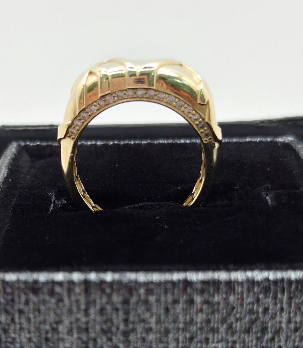 14KT VINTAGE STYLE RING Size 7 Weight 4.3GR