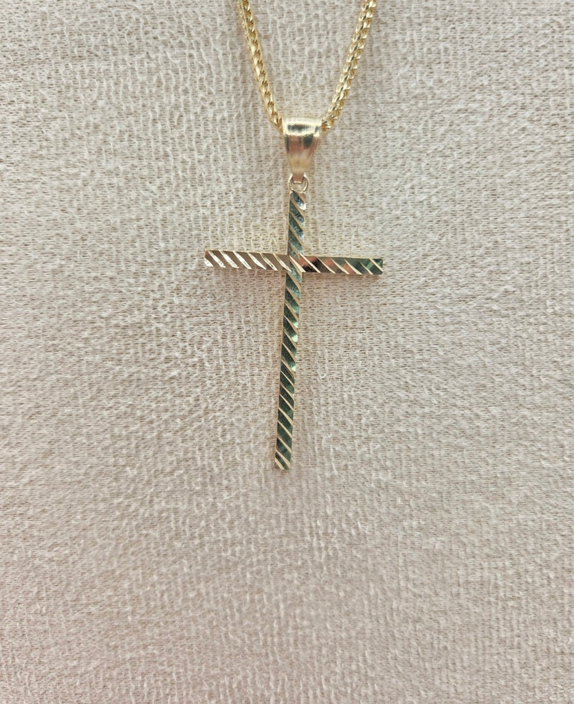 10KT DIAGONAL CUT CROSS PENDANT Weight 3.3GR