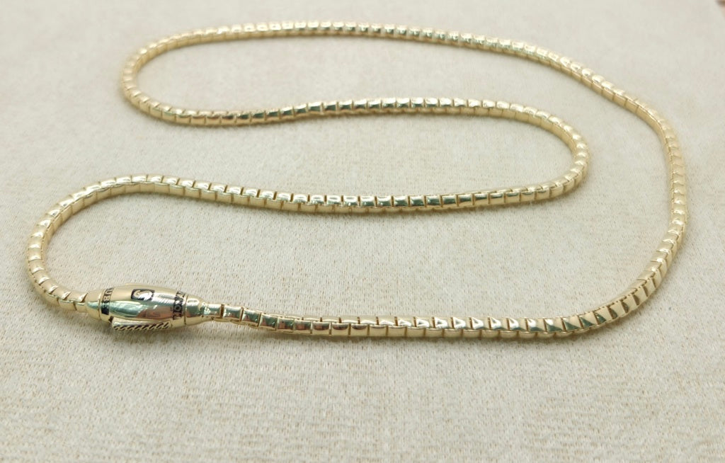 10KT  CERTIFIED MONACO BOX CHAIN  Size 3MM 20INCH Weight 11.6GR..