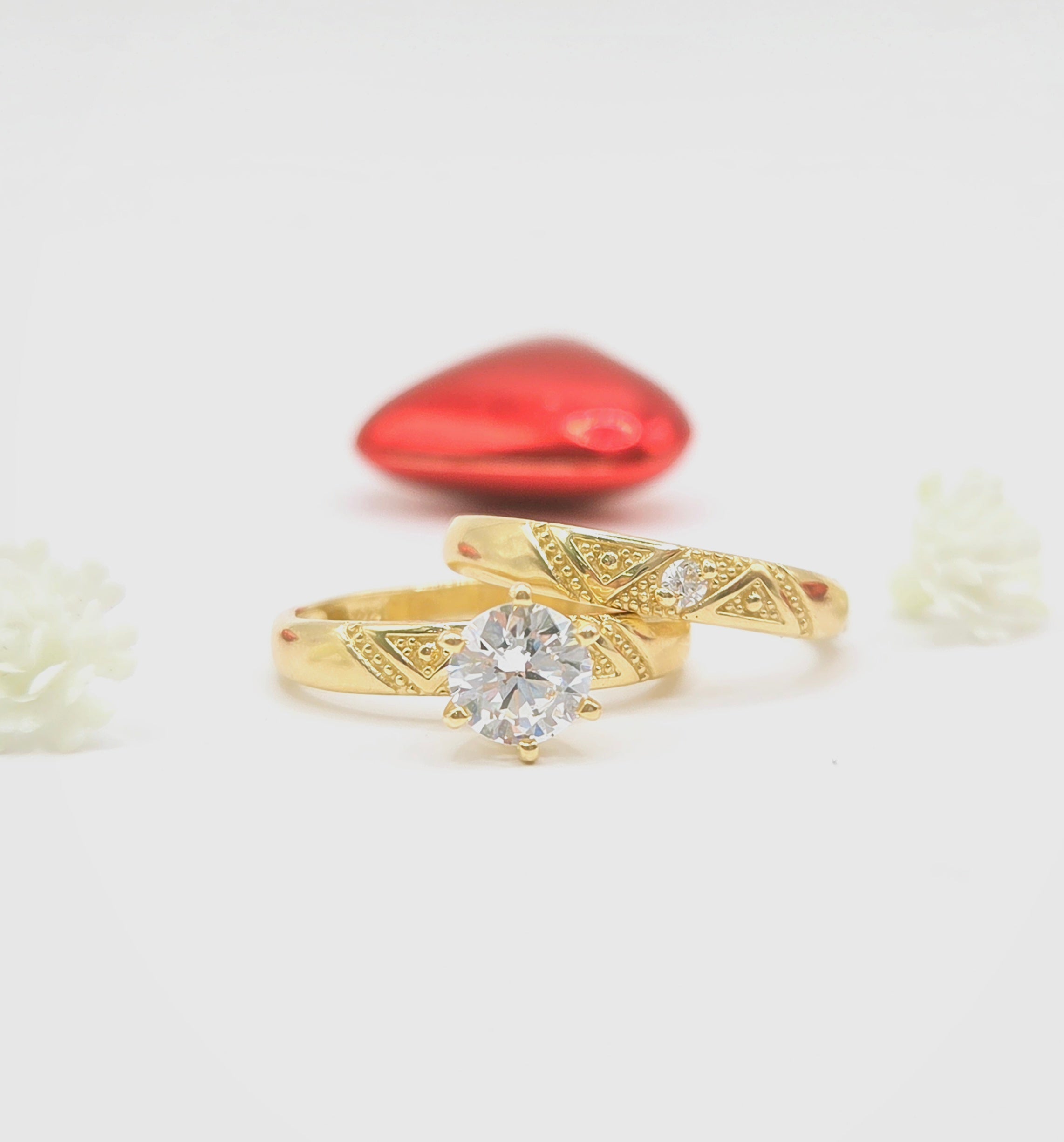 10KT RHOMBUS DETAILS ENGAGEMENT WOMAN'S Size 7 Weigth 3.6GR