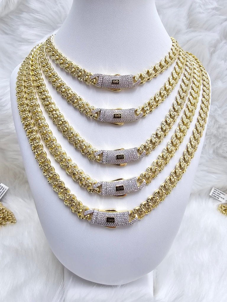 10KT DIAMOND CUT CERTIFIED CZ LOCK MONACO CHAIN 8MM 22.3GR