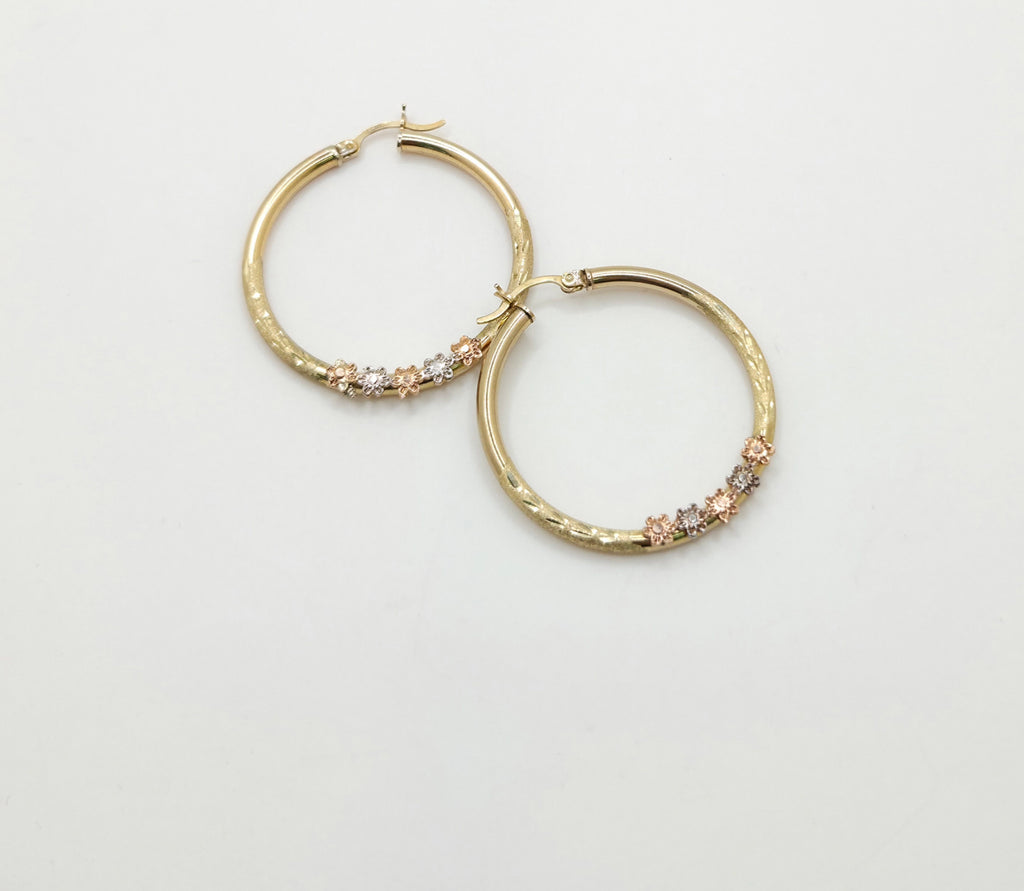 10KT SMALL FLOWERS HOOPS EARRINGS Size 5 Weight 4.5GR