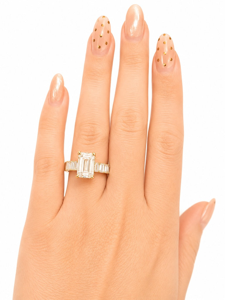 14KT LAB GROWN DIAMOND ENGAGEMENT RING Size 7
