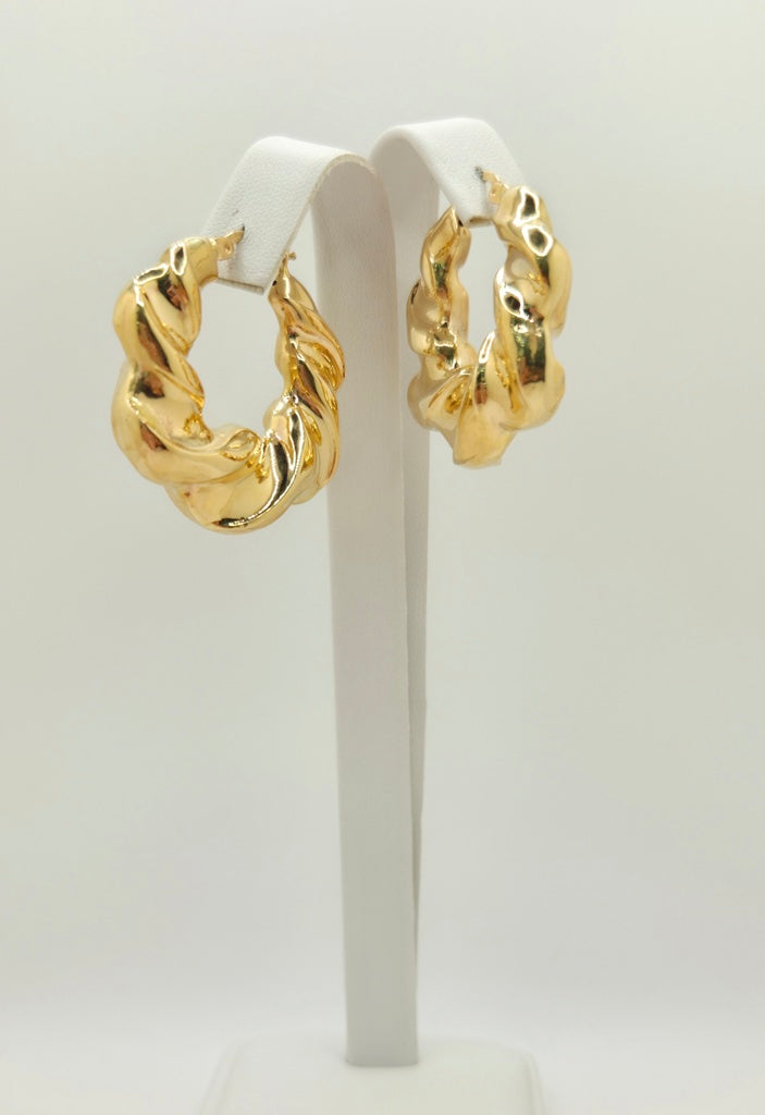 10KT LARGE MODERN WAVES DESIGN HOOPS EARRINGS Weight 13.1GR