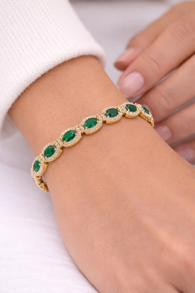 14KT GREEN STONE BRACELET SIZE 8 Weigth 13.5GR