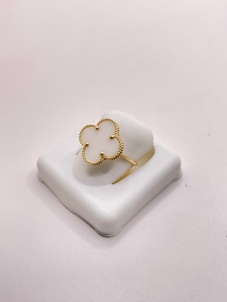 14KT FLOWER RING Size 6.5 Weigth 2.32GR
