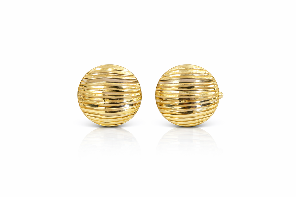 14KT VINTAGE RIBBED DESIGN OMEGA BACK EARRINGS Size MEDIUM Weigth 1.9GR