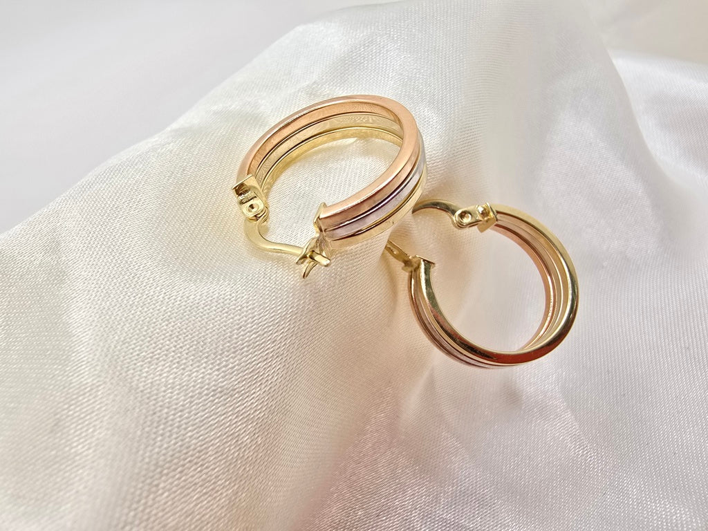 14KT MEDIUM ROUND THREE TONE TRIPLE HOOPS EARRINGS Weight 2.2GR