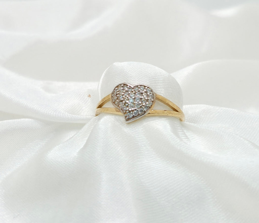 10KT SMALL CZ HEART RING Size 6.5 Weight 1.2GR