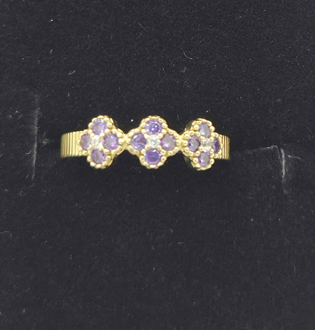 10KT PURPLE CZ SMALL FLOWERS RING Size 8 Weight 1.9GR
