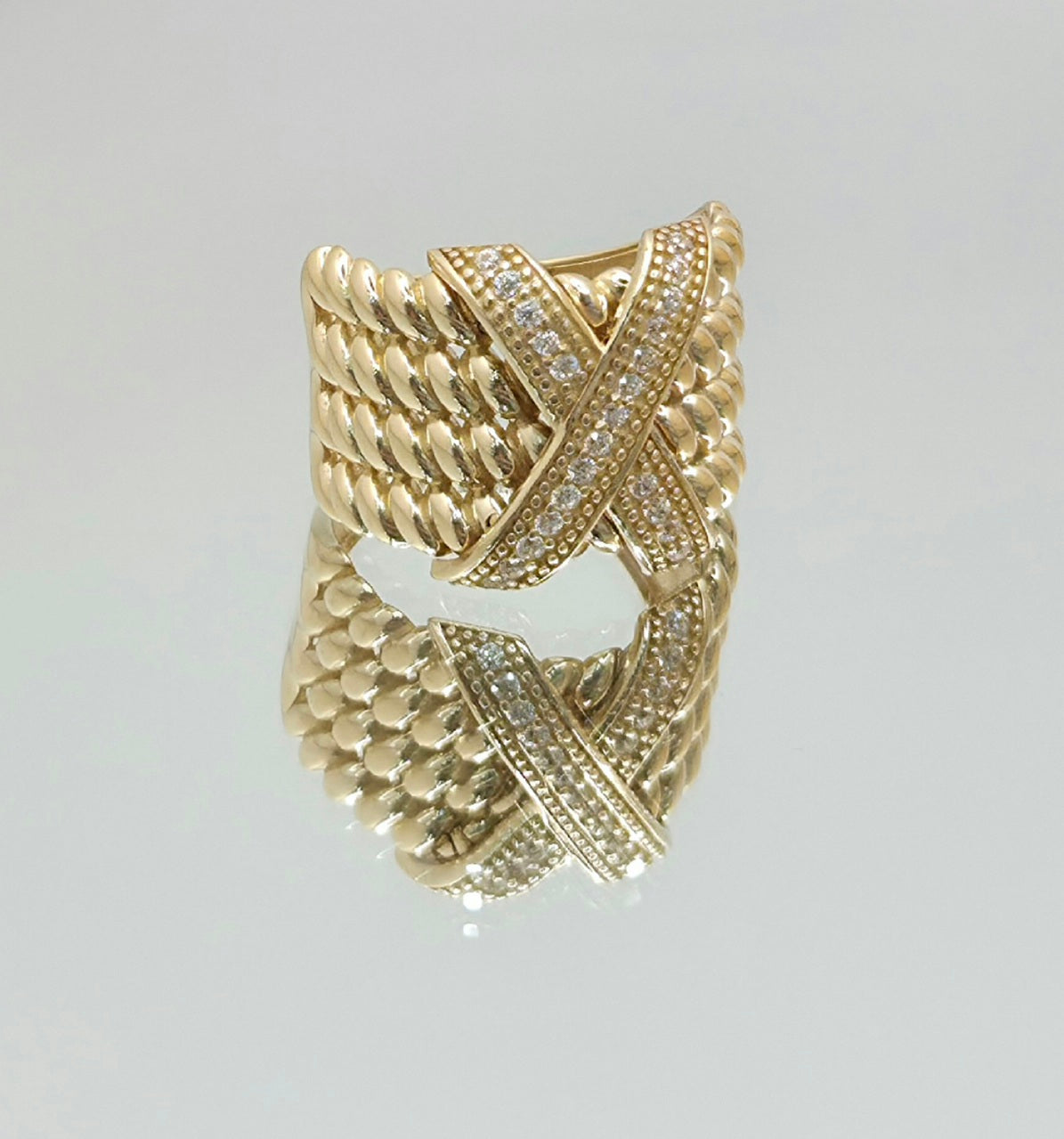 14KT MODERN LARG CZ "X" RING Size 8 Weight 7GR