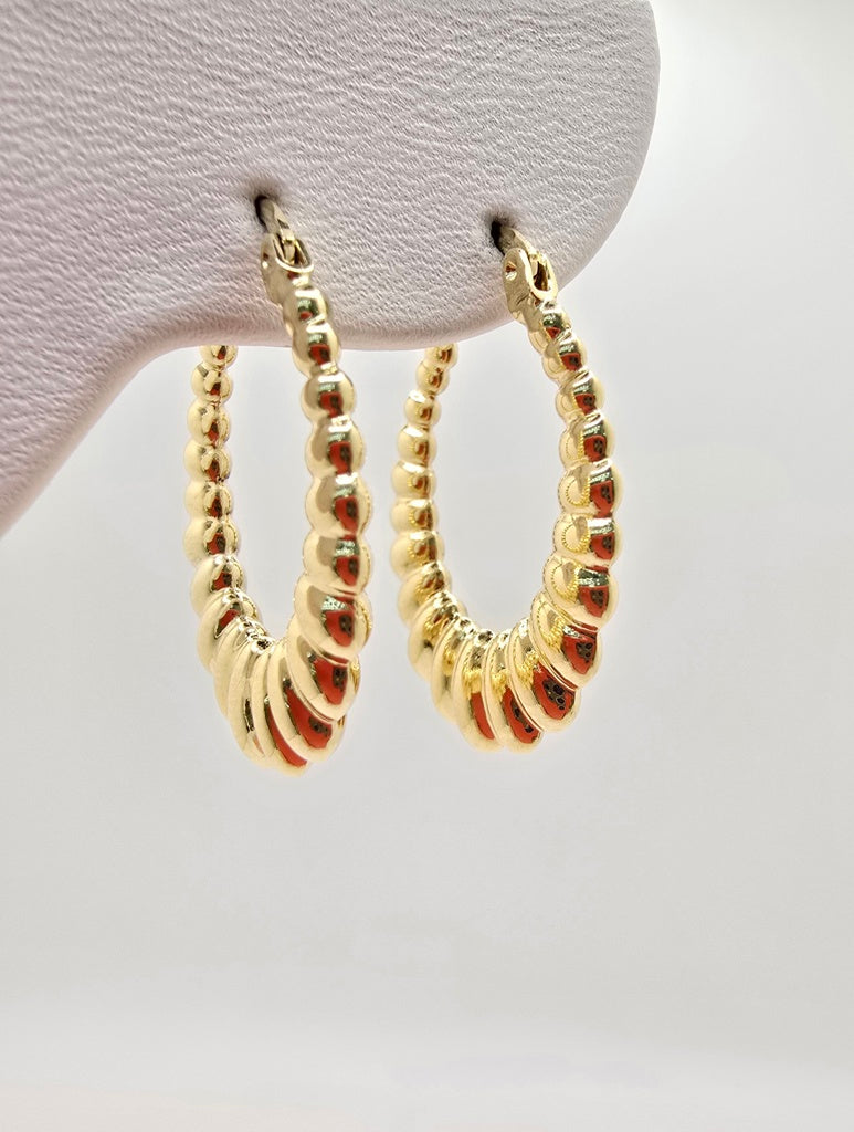 14KT MEDIUM SHELL DESING HOOPS EARRINGS Weight 2.5GR