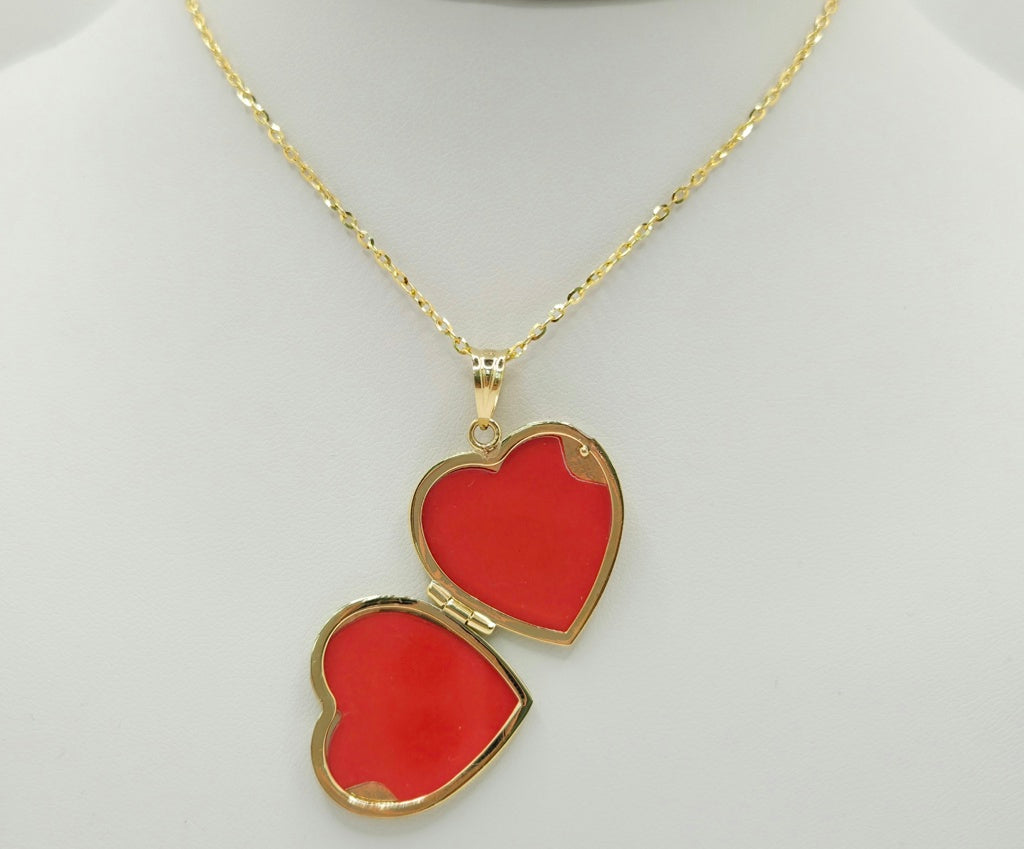 10KT DIAMOND CUT HEART MEMORIAL PENDANT Size 25mm X 25mm Weight 5.9GR