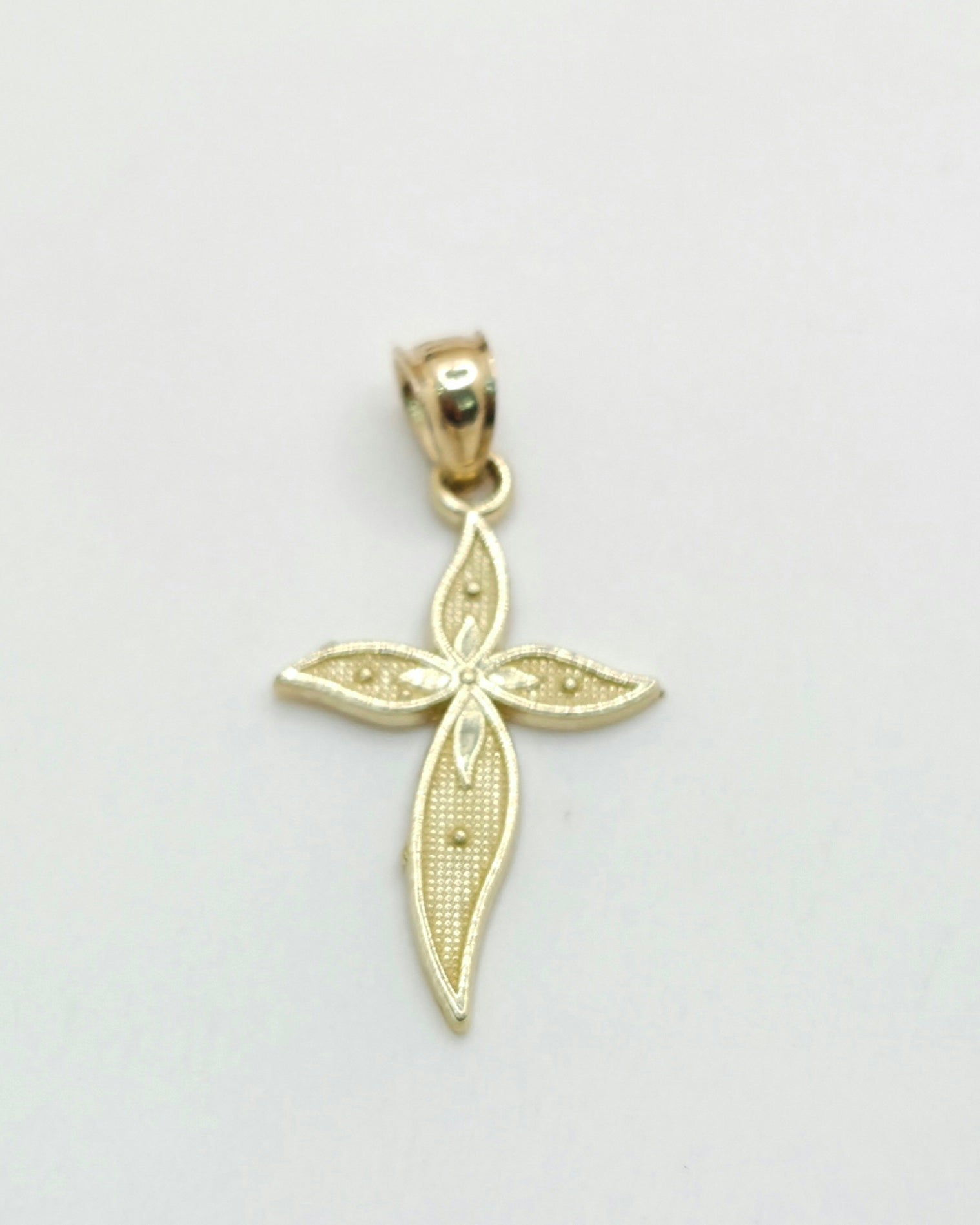 10KT SMALL MAGDALA CROSS Weight 0.8GR