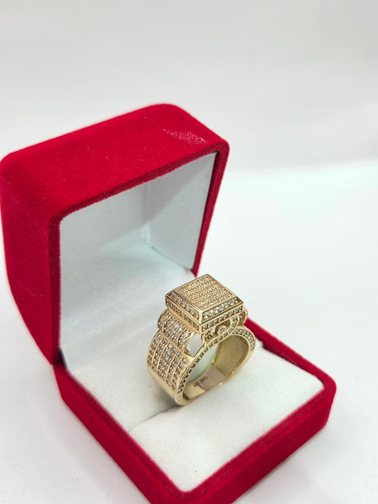 14KT CZ MAXI SQUARE WEDDING WOMAN'S RING Size 7 Weight 8.1GR
