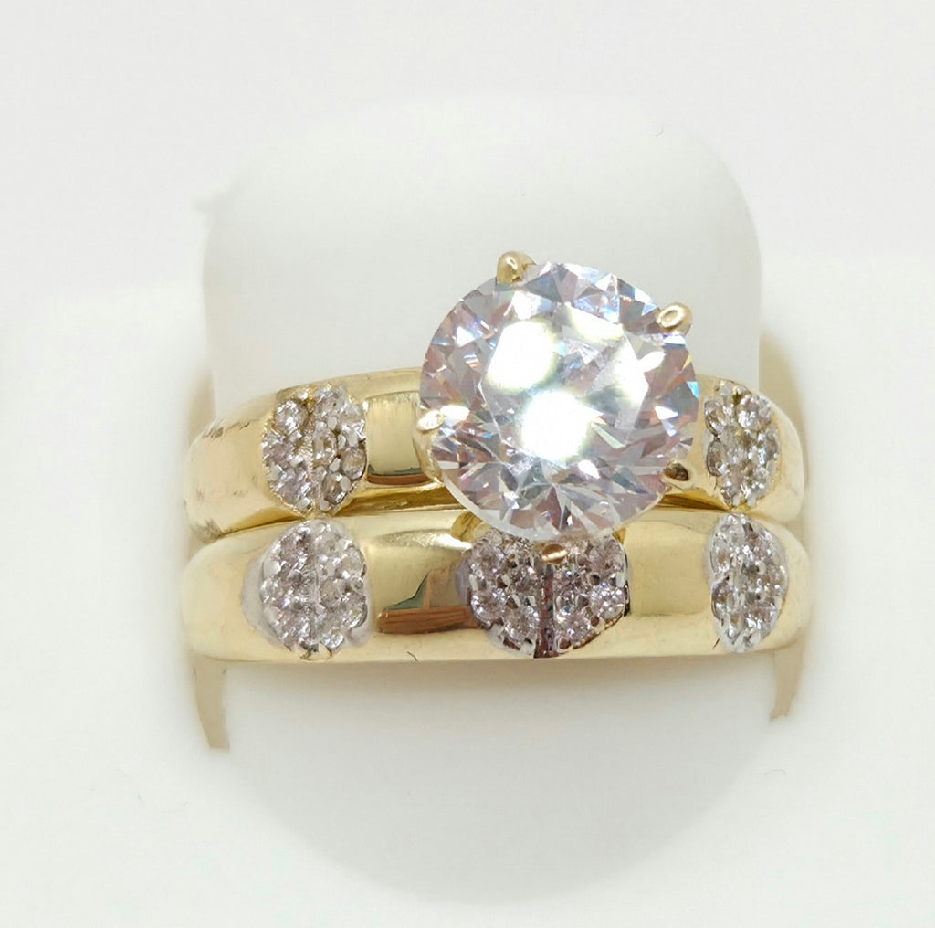 14KT CZ DELICATE ENGAGEMENT WOMAN'S RING Size 7 Weight 3.2GR