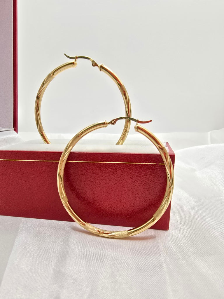 10KT TWIS HOOPS EARRINGS Size 6 3MM Weight 3.6GR